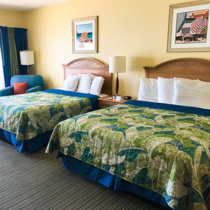 How to Choose a Hotel When Traveling with Large Groups