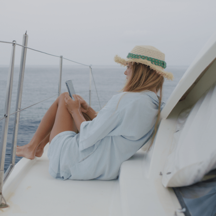 Top Hotels That Cater to Luxury Solo Travelers